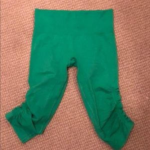 Lululemon cropped leggings